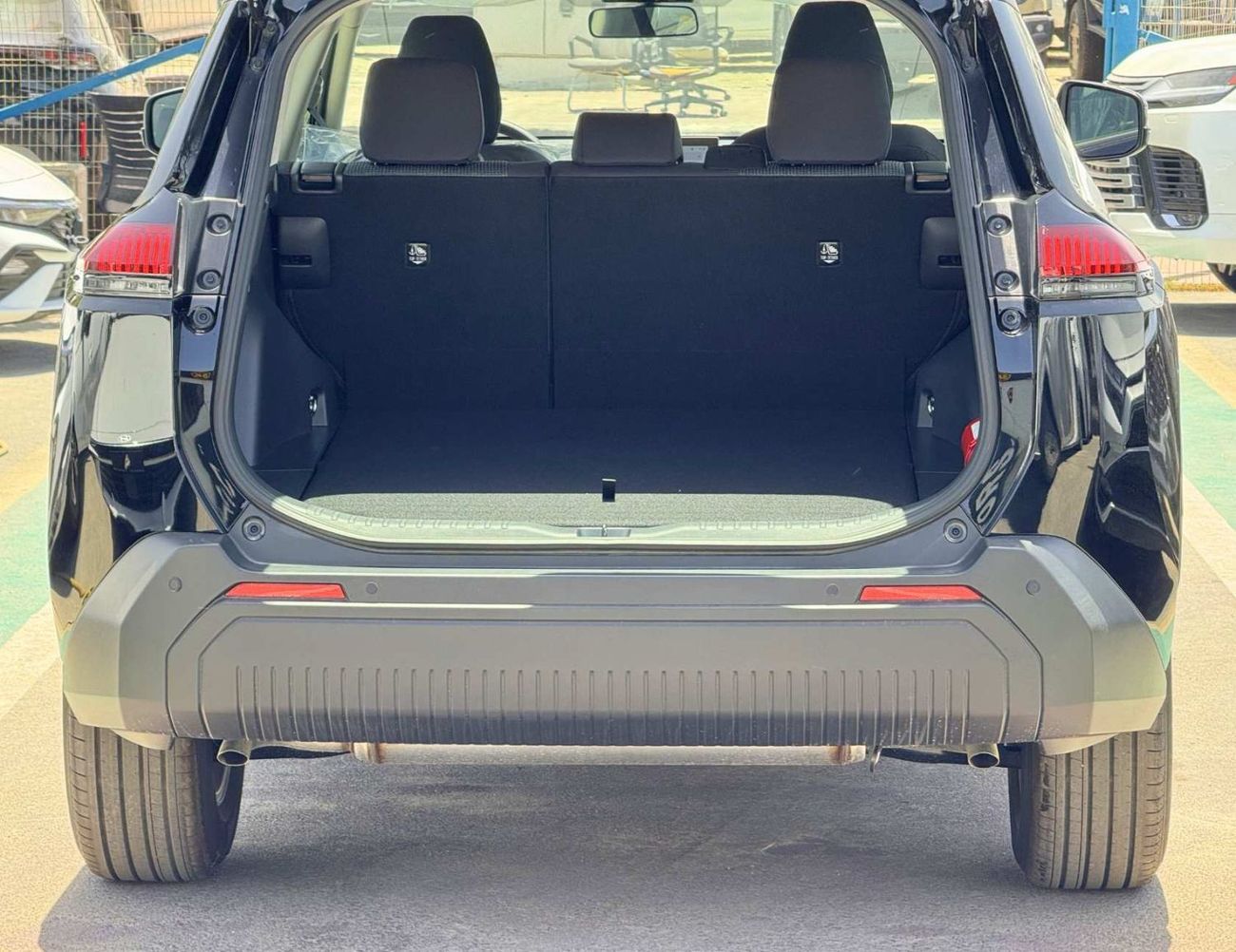 تويوتا راف ٤  HIGH-CVT STANDARD OPTION || NEW SHAPE || 2.0L PETROL 4WD | 10.5'' DVD+CAMERA (CODE # RVPLEF)