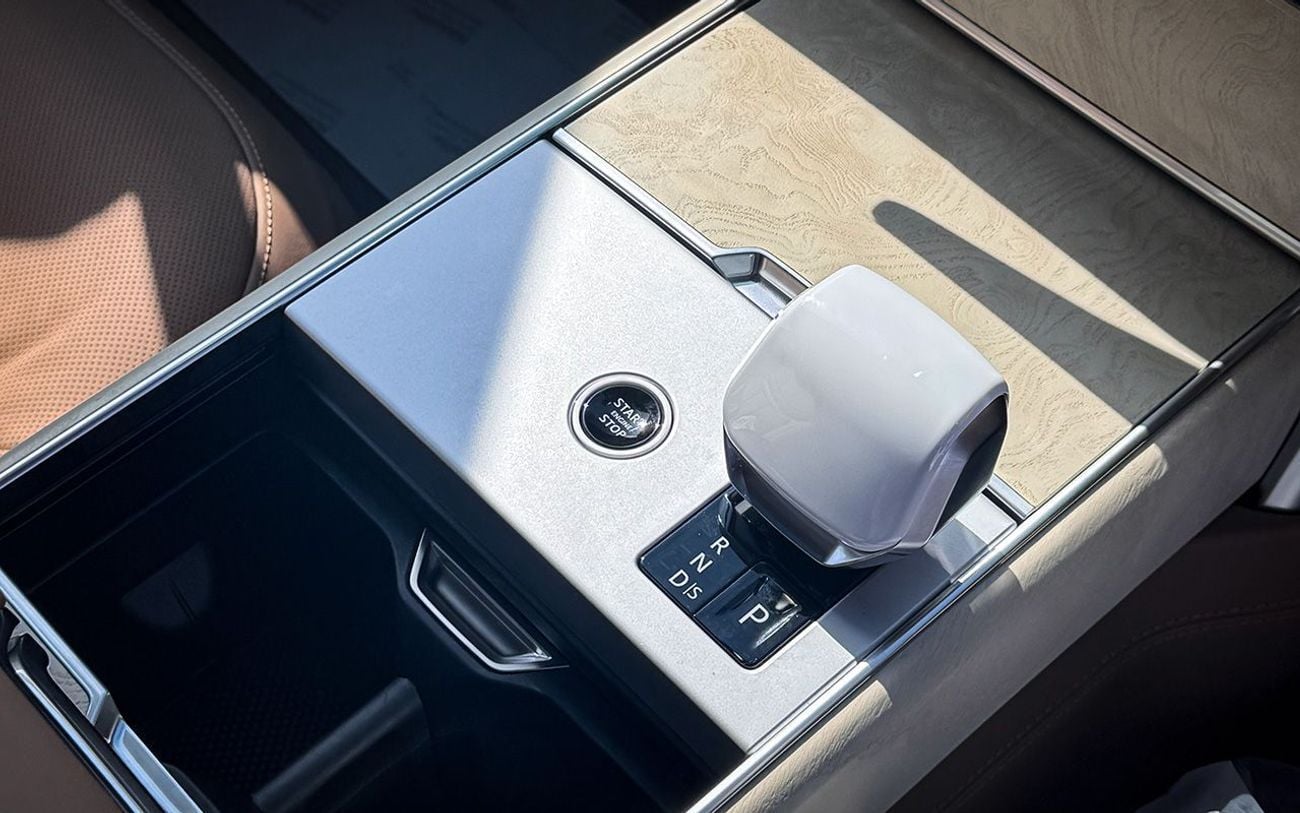 لاند روفر رينج روفر SV P615 SWB LWB SV P615 4.4L