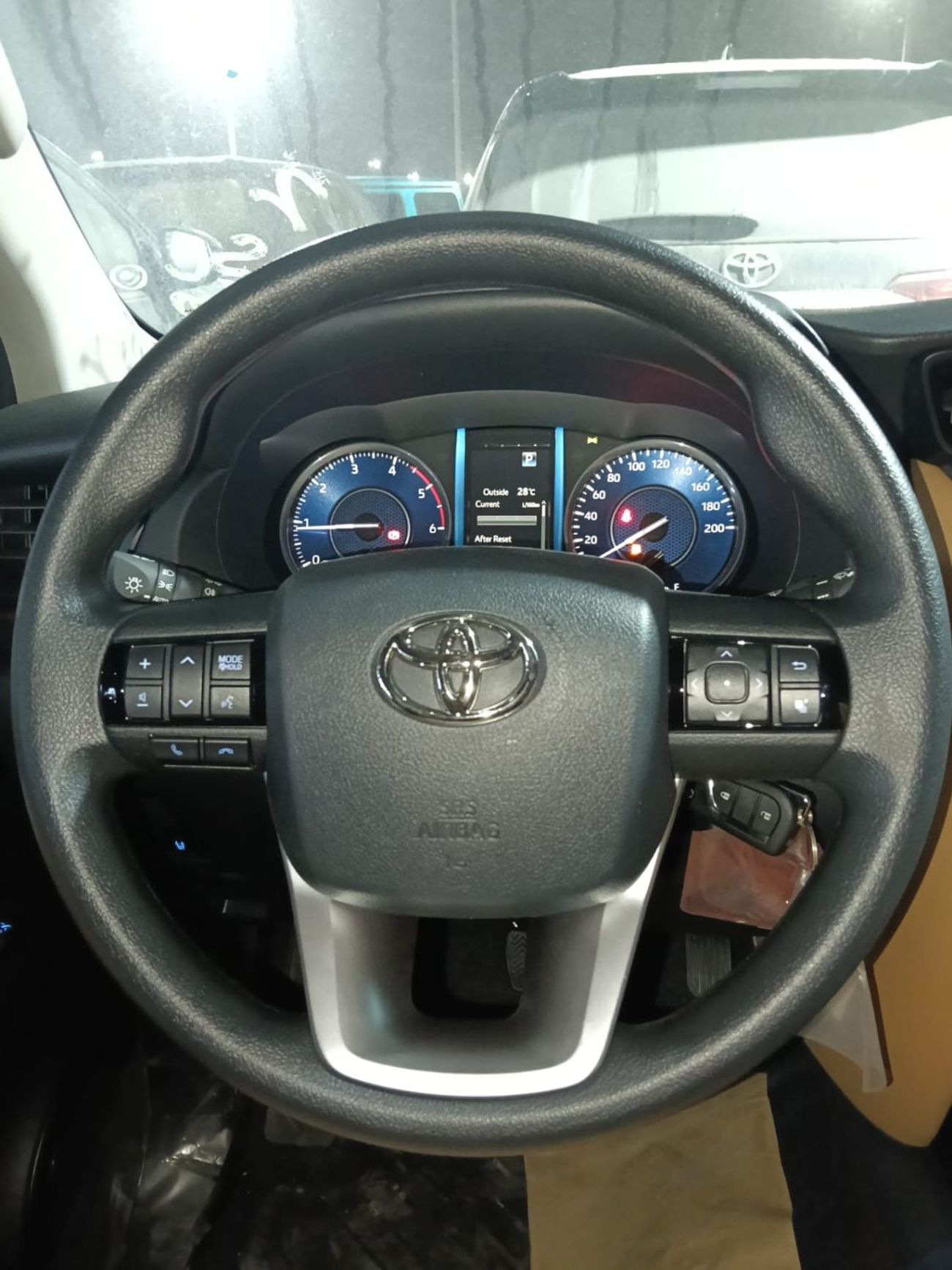 Toyota Fortuner GX2 4X4 Diesel 2.4L