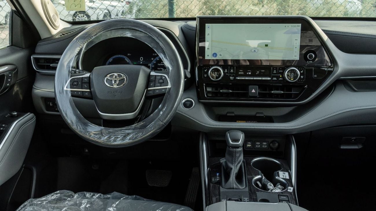Toyota Highlander 2026 Toyota Highlander Limited 2.5L AT Hybrid (White-Grey)