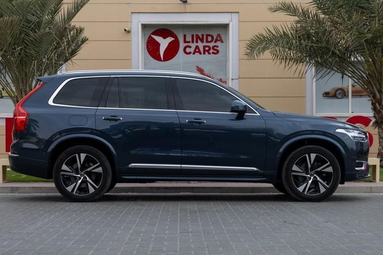 Volvo XC90 B5 2.0T Volvo XC90 B5 Plus Bright 2023 GCC under Agency Warranty with Flexible Down-Payment.