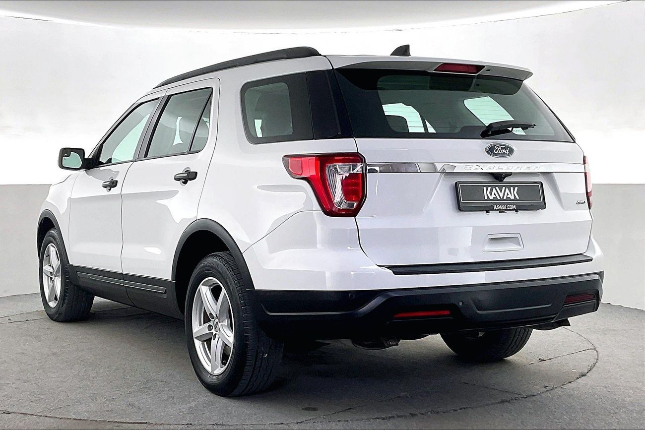 Ford Explorer XL / Standard | National Day Celebration | Guaranteed Warranty | 0 Down Payment