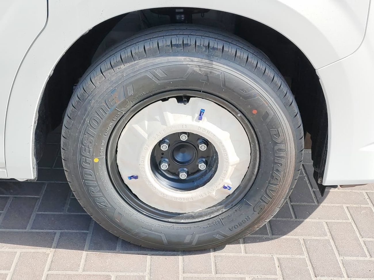 تويوتا هاياس 2026 Toyota Hiace DX 13-Seater High Roof 2.8L 4-Cyl Diesel M/T RWD Export Only