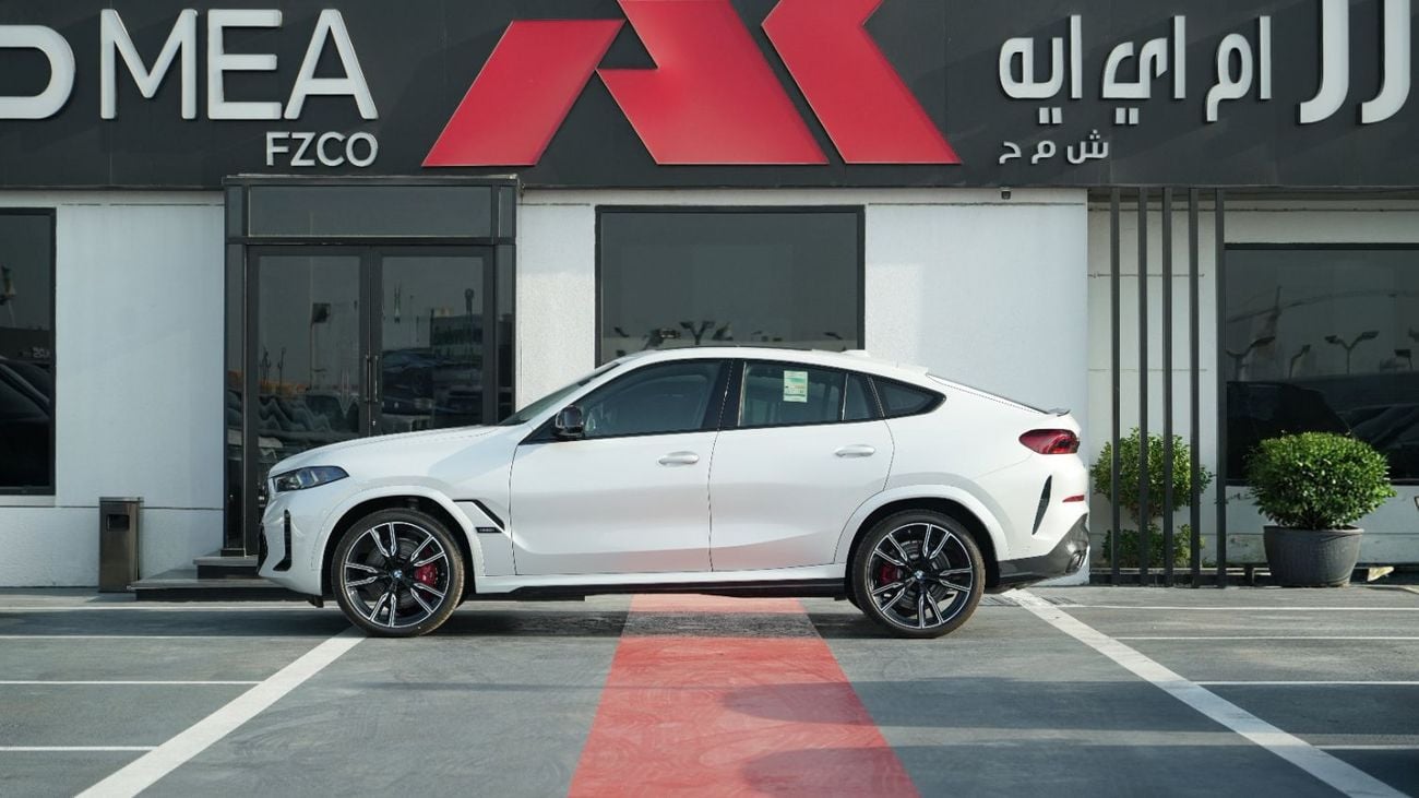 بي أم دبليو X6 M60i xDrive لون أبيض معدني - تان، إصدار 2026 للتصدير فقط