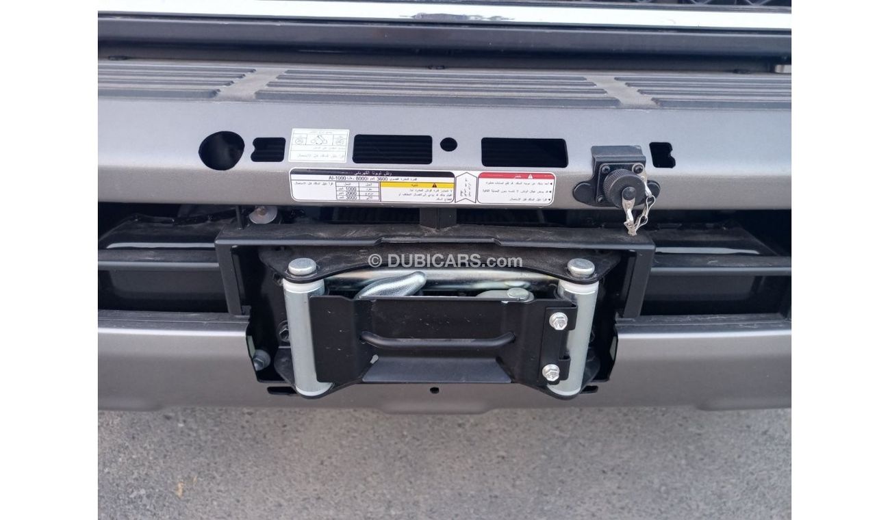 Toyota Land Cruiser 70 4.0L V6 2doors (Winch + Alloy Wheels)