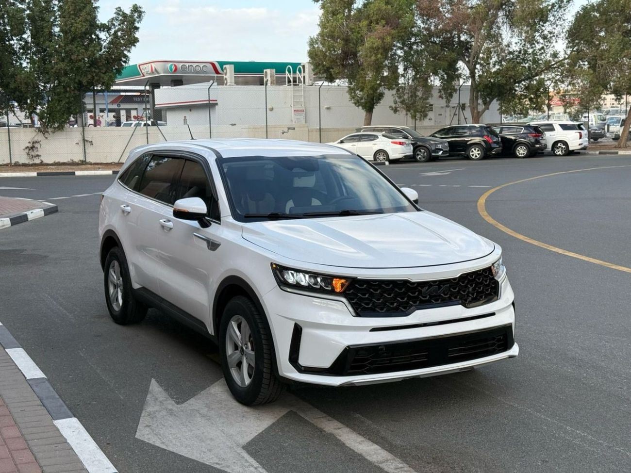 Kia Sorento Std 2.5L AWD KIA SORENTO 2.5L AWD | UAE PASS