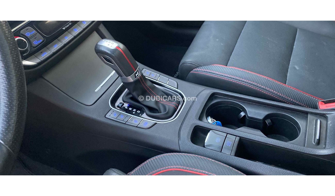 Hyundai Elantra GT N line turbo