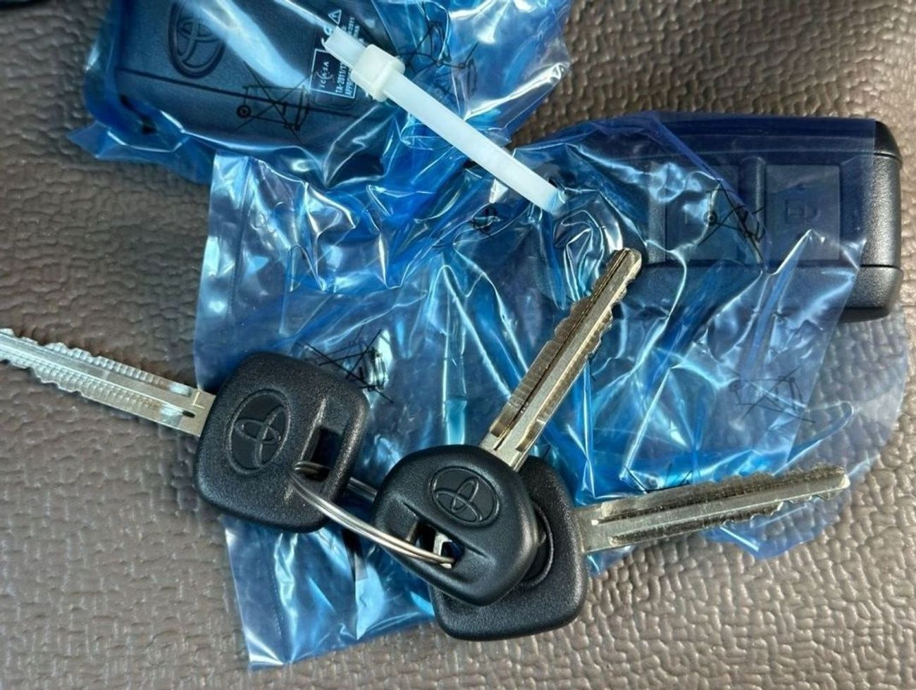 تويوتا لاند كروزر بيك آب بيك اب شاص