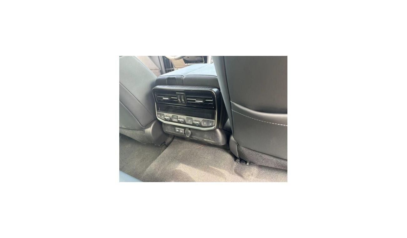 تويوتا لاند كروزر Toyota Land Cruiser GR-Sport GR-S 3.3L