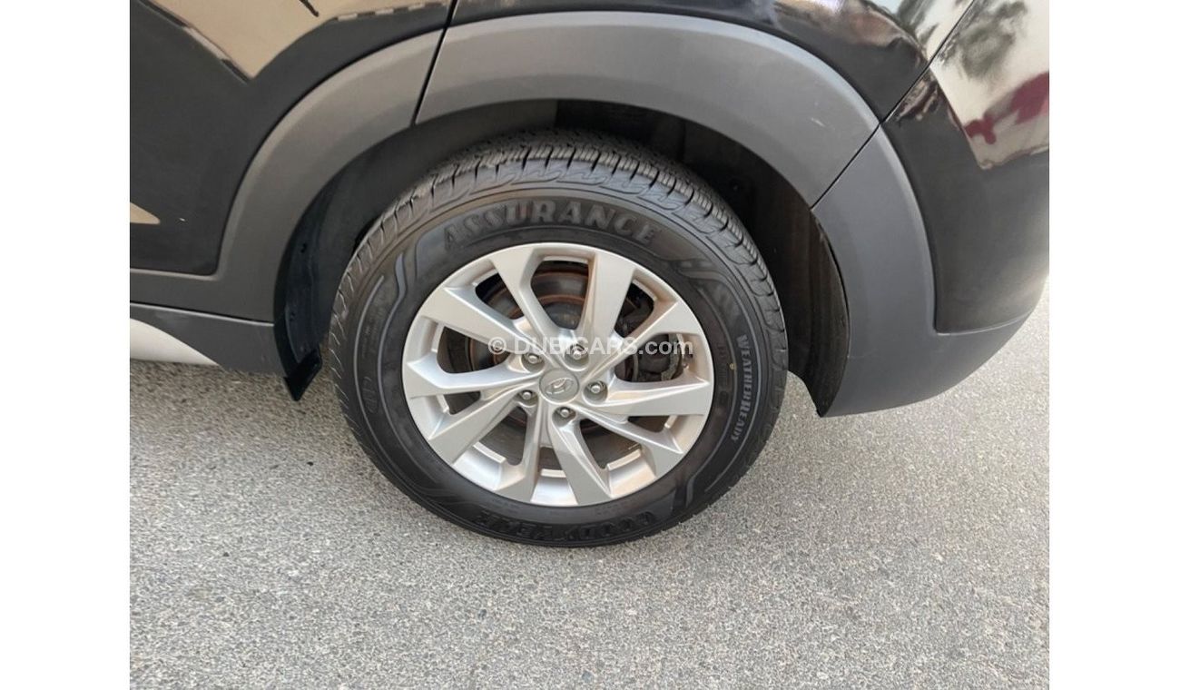 هيونداي توسون 2.0L