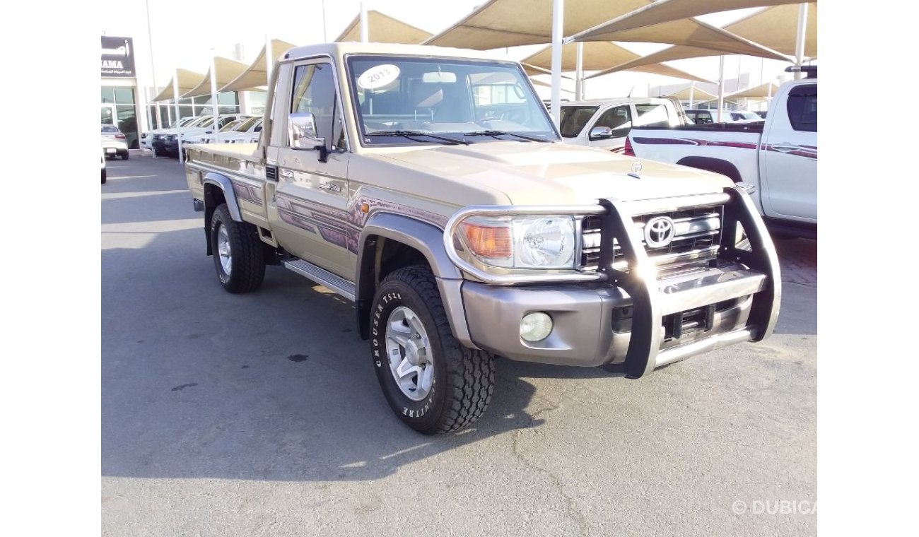 تويوتا لاند كروزر بيك آب Toyota Land Cruiser Pickup 2013 GCC