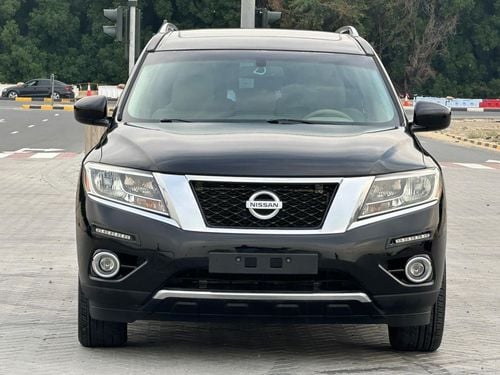 Nissan Pathfinder CLASSIC XE