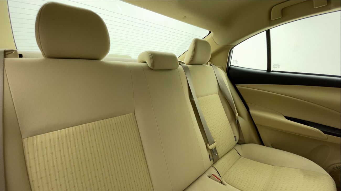 تويوتا يارس SE 1.5 | بدون دفعة مقدمة | اختبار القيادة في المنزل