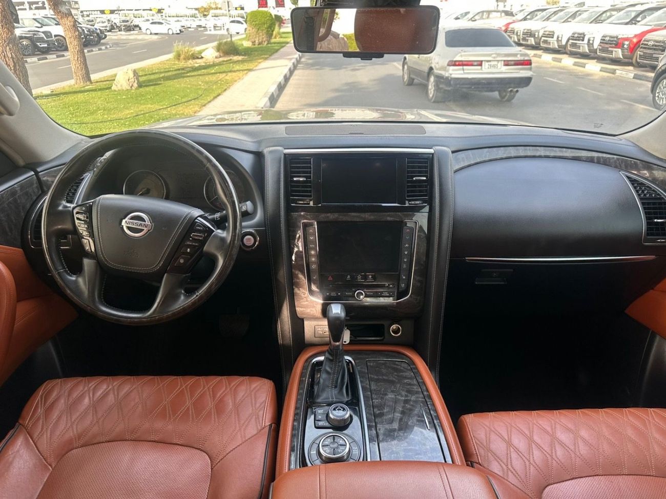 نيسان باترول LE Platinum 5.6L