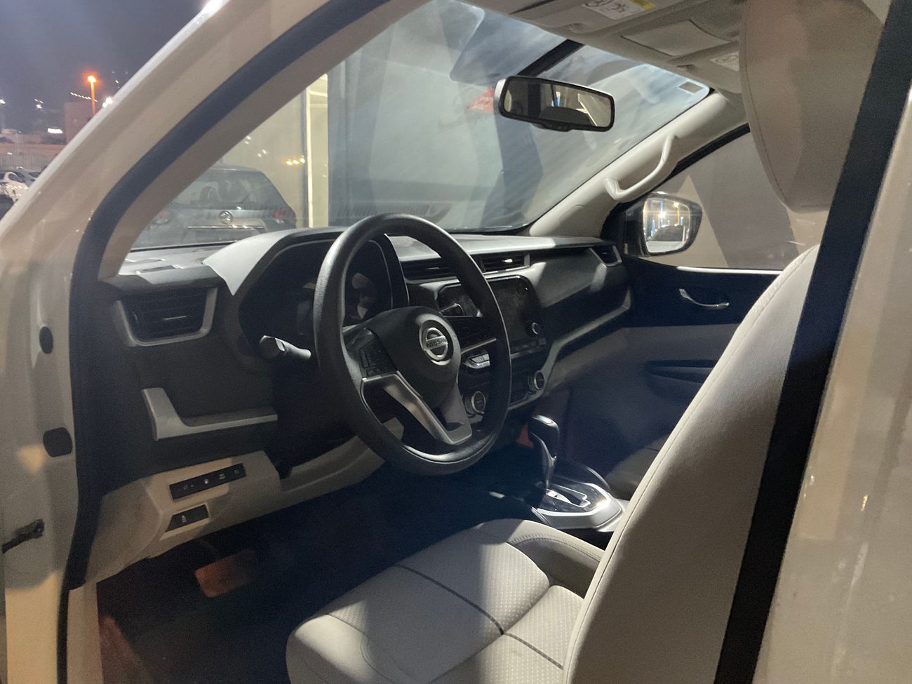 نيسان إكستيرا Titanium | شامل الضمان | 0 ﺪﻔﻋﺓ ﺃﻮﻟﻯ