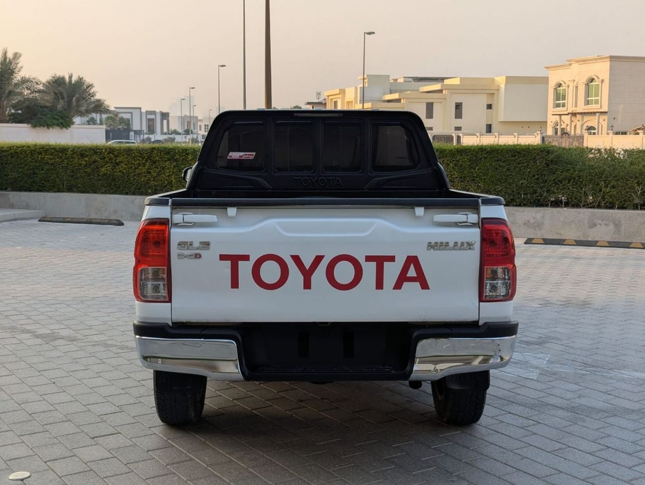 Toyota Hilux GLS Toyota Hilux 2022 GCC Specs Diesel V4 2.4L Excellent Condition