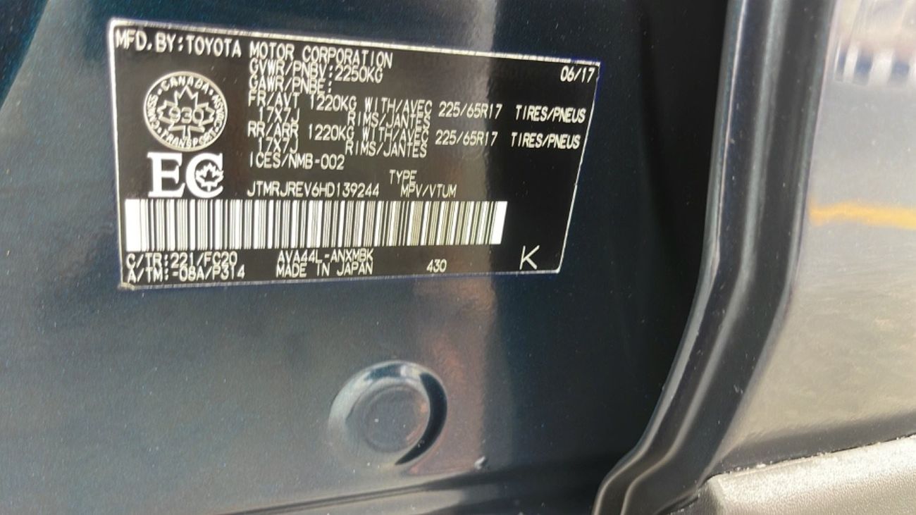 Toyota RAV4 Platinum Hybrid AWD full option