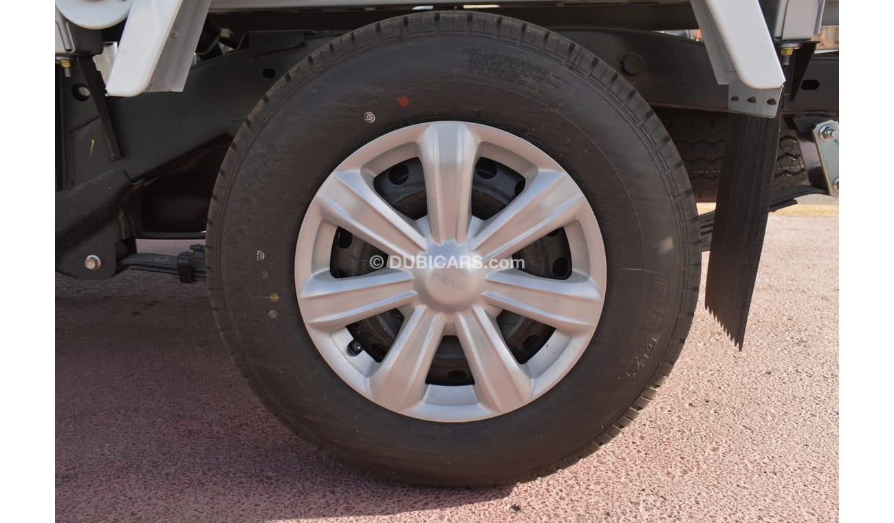 Isuzu DMax 2.5 - TD - S/C - Flat Deck - For Export Only - Wht_Blk