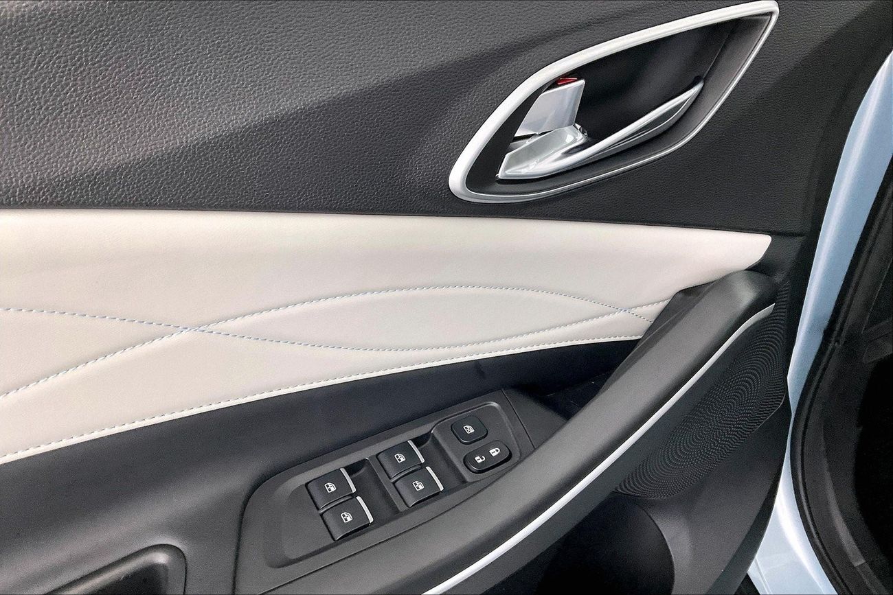 Chevrolet Silverado LT Z71 Trail Boss - Regular Cab | 1 year free warranty | 0 Down Payment