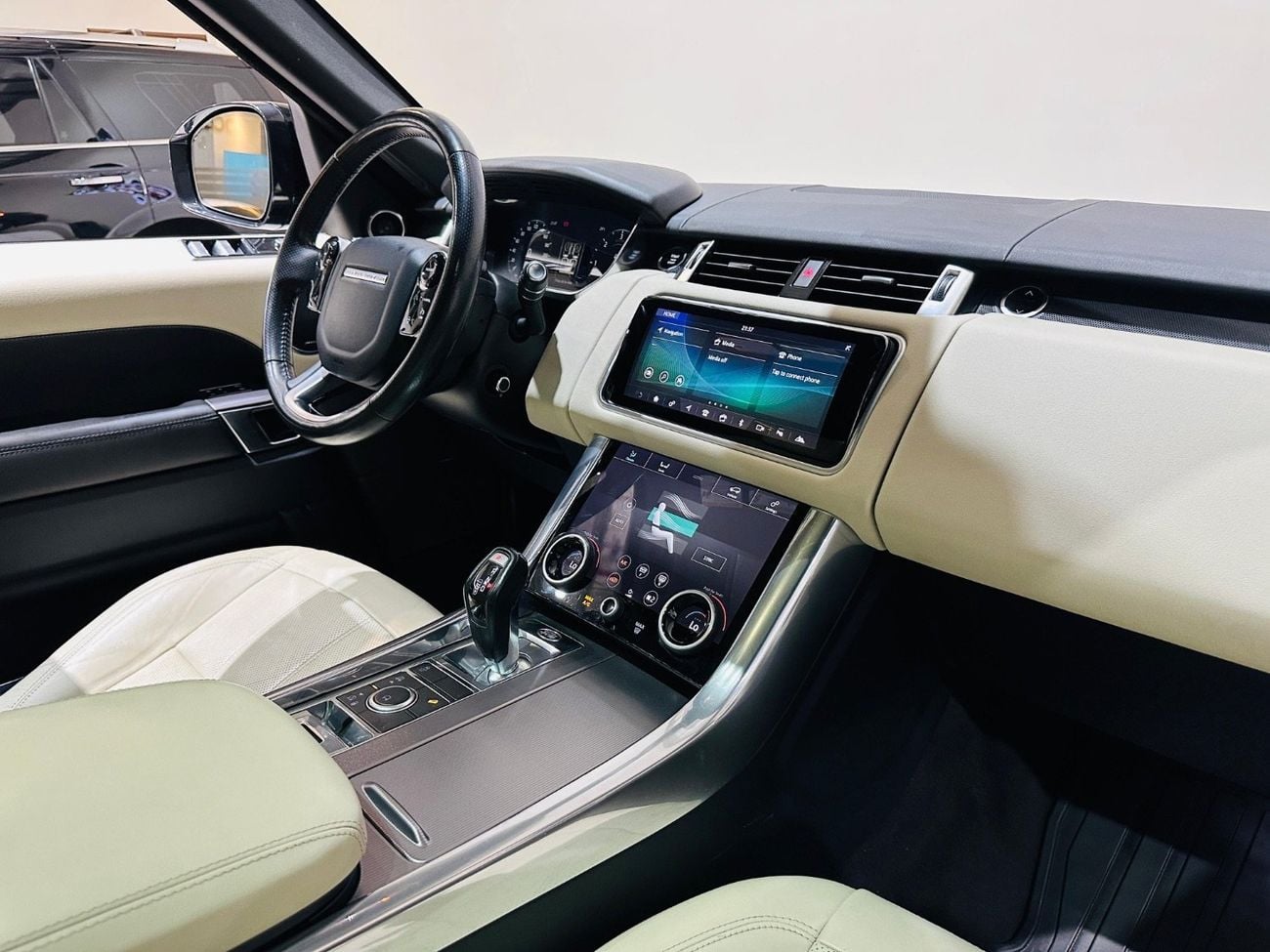 لاند روفر رينج روفر سبورت HSE 3.0L (340 HP)