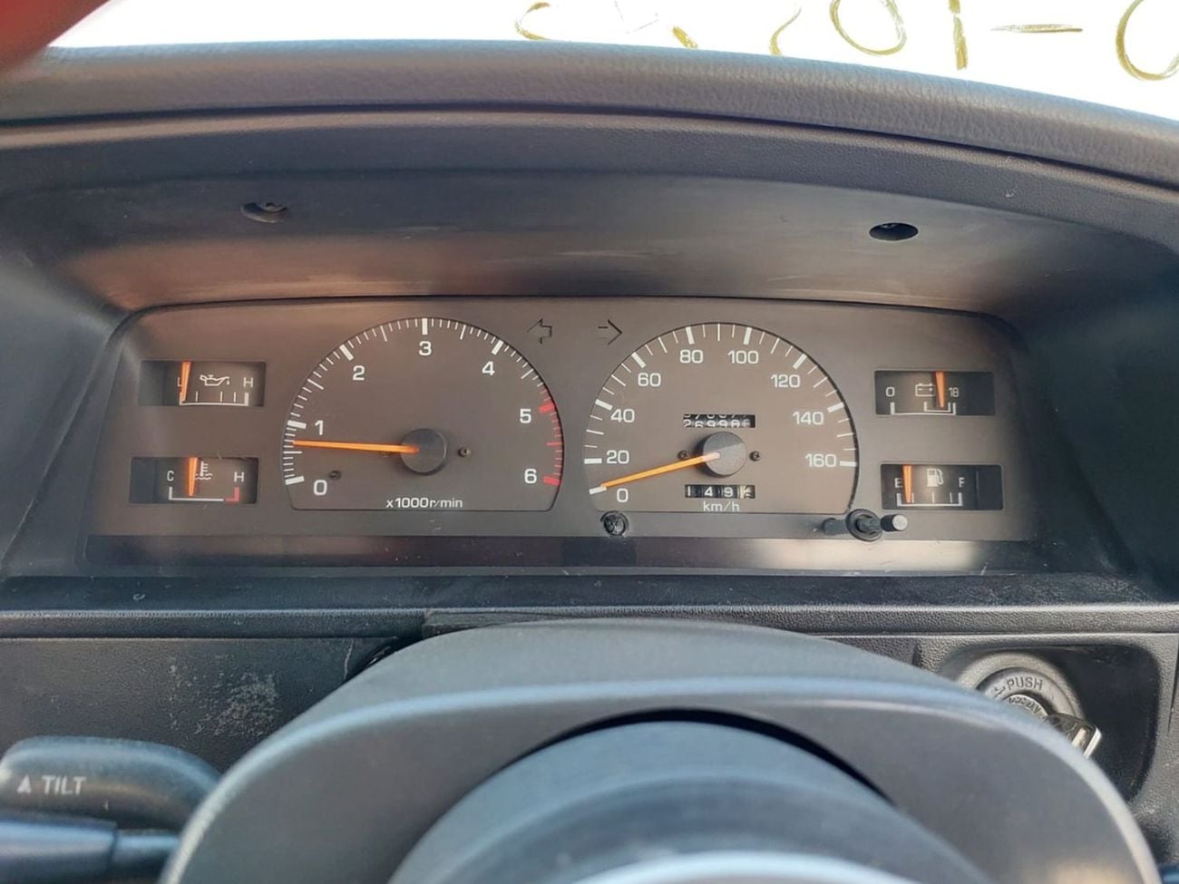 تويوتا هيلوكس 1989 TOYOTA HILUX PICK UP RHD DIESEL MANUAL(PM13672)
