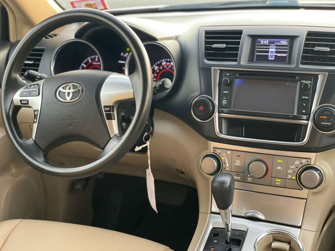 Toyota Highlander 2013 Toyota Highlander MidOption+ 3.5L V6 - AWD 4x4 - Electric Seats - 7 Seater With Rear CAM -