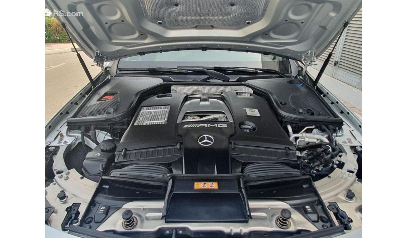 مرسيدس بنز E 63 AMG FINAL CALL LIMITED OFFER= DISTINCT CAR = S V8 BITURBO = 4 MATIC -= AMG = 1 OF 1 = WARRANTY = GARGASH