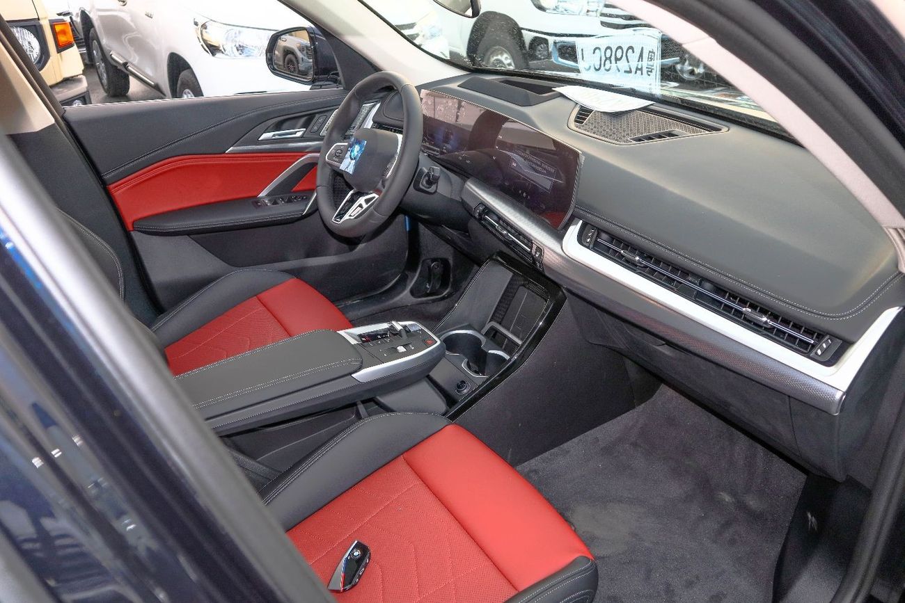 BMW iX1 2024 | BMW | IX1 | XDRIVE 30LX | DESIGN PACKAGE