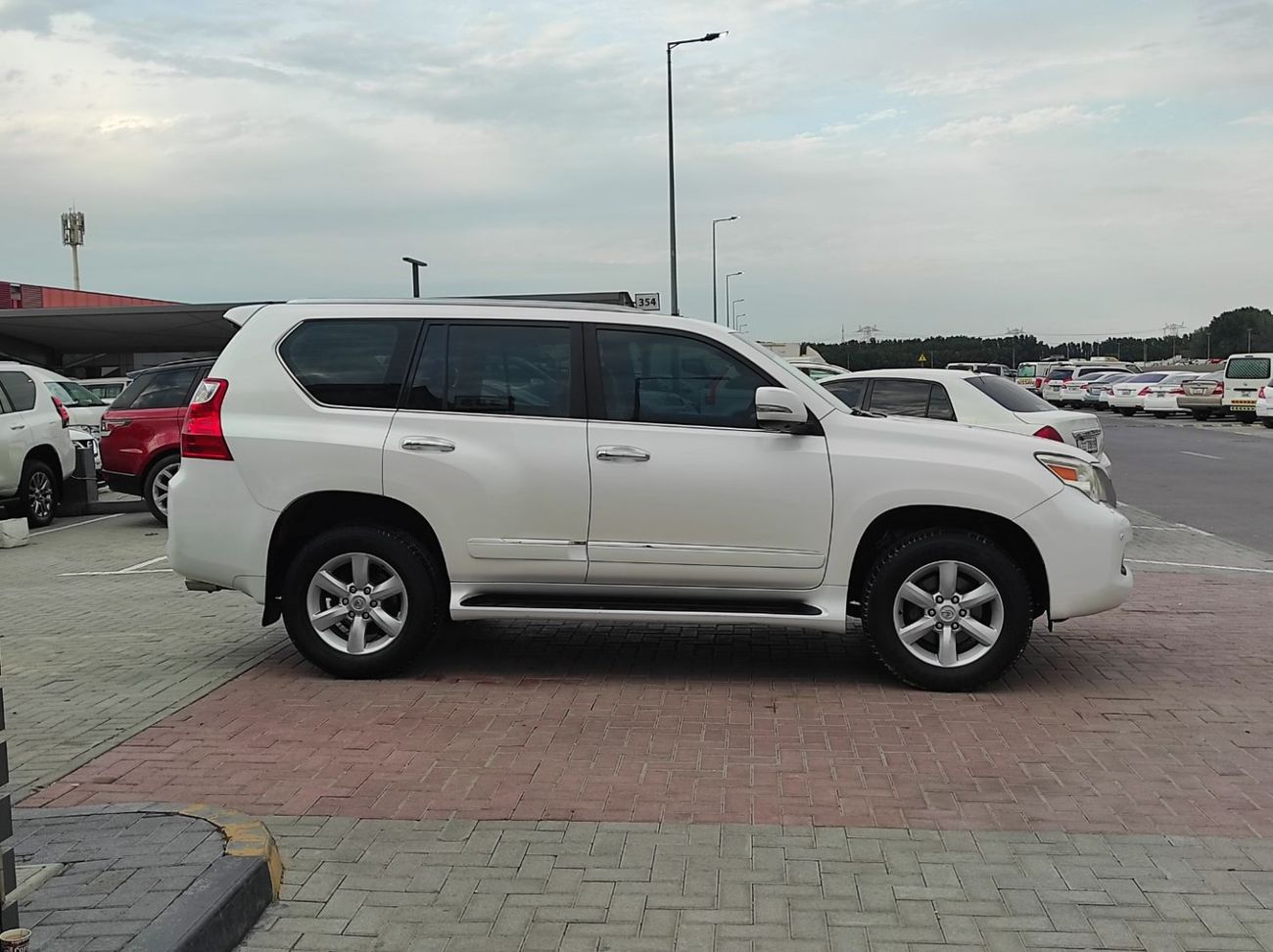 Lexus GX460 Platinum 4.6L Lexus Gx 460 2010 Gcc full option No1