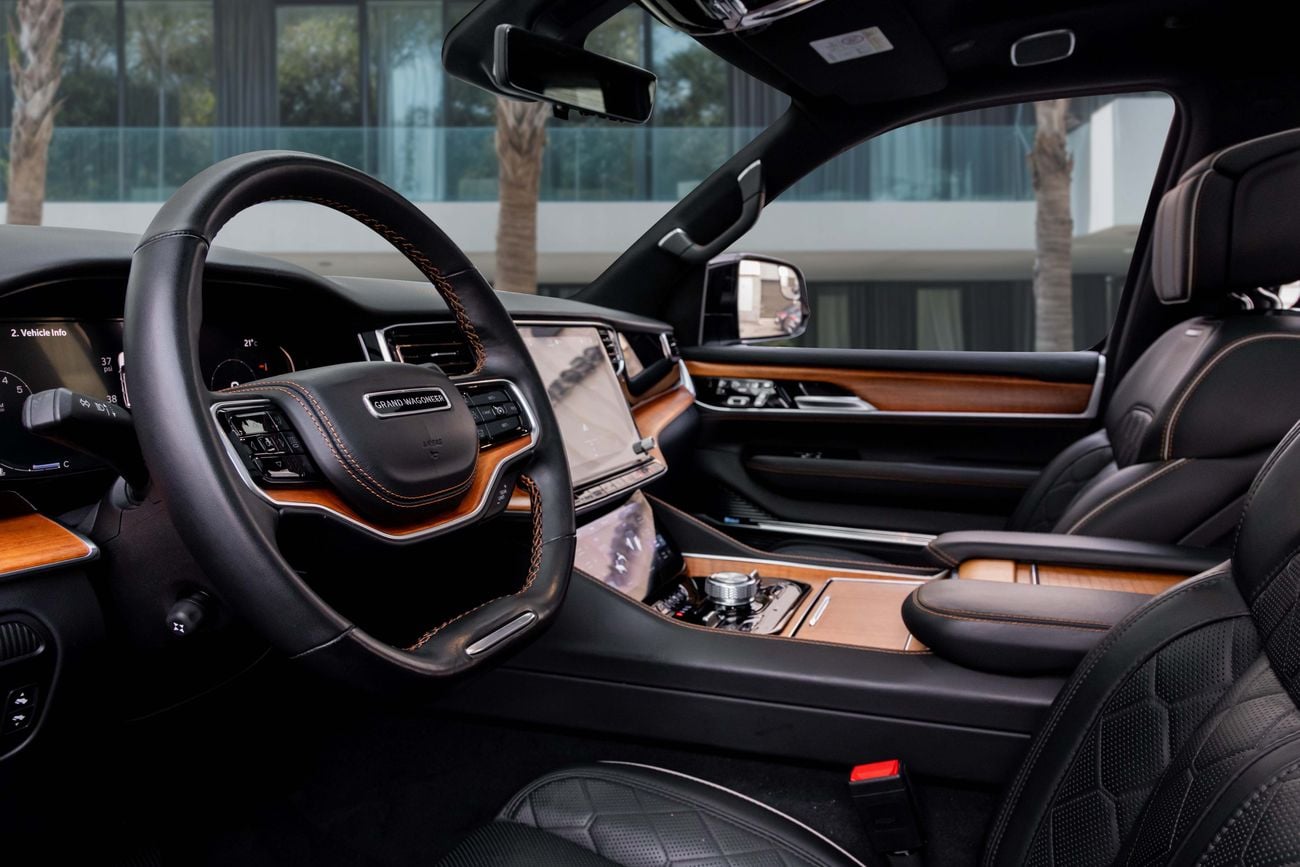 جيب جراند واجونير Grand Wagoneer Series III | 4,309 P.M | 0% Downpayment | JEEP WARRANTY | GRAND WAGONEER III | Ramada