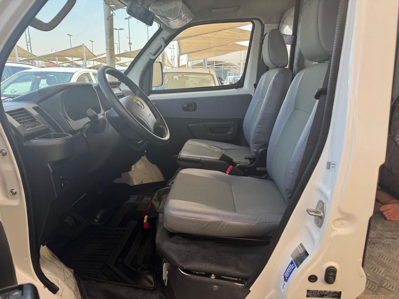 تويوتا لايت آيس Toyota Lite Ace 2024 (1.5L Full Automatic) Van petrol,