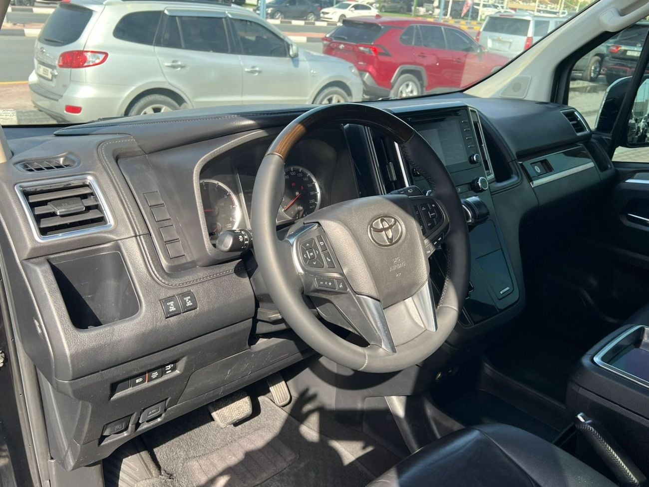 تويوتا جرافينا PREMIUM 2021.ENGINE 3.0L/V6.
