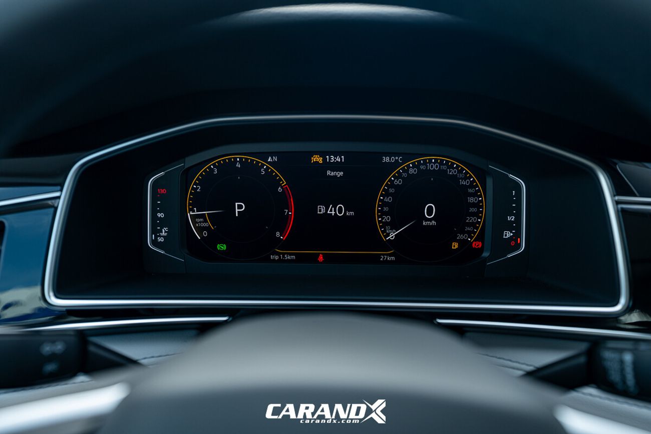 Volkswagen Tiguan Volkswagen Tiguan 300 TSI Outstanding 2025