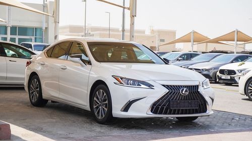 Lexus ES300h