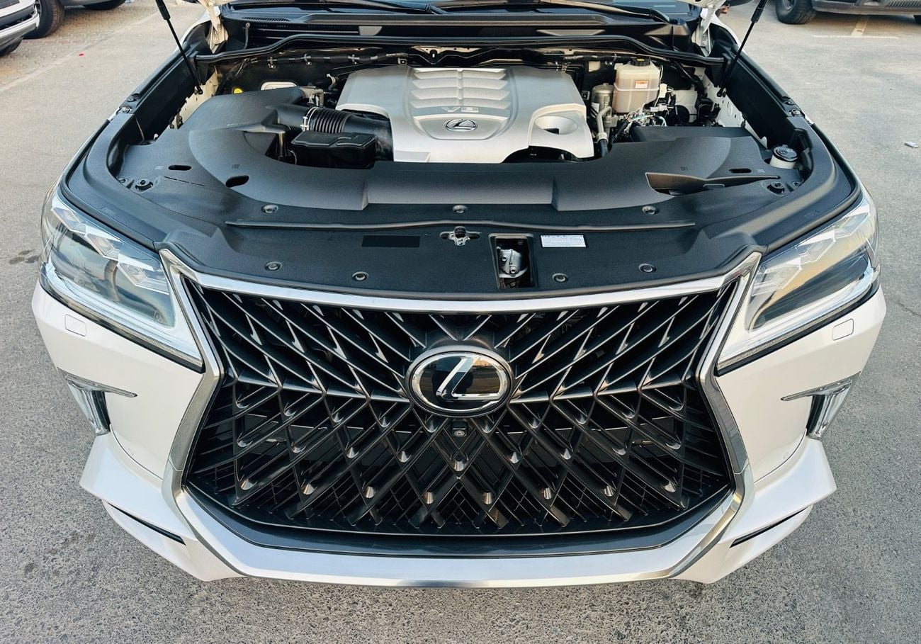 Lexus LX570 SIGNATURE