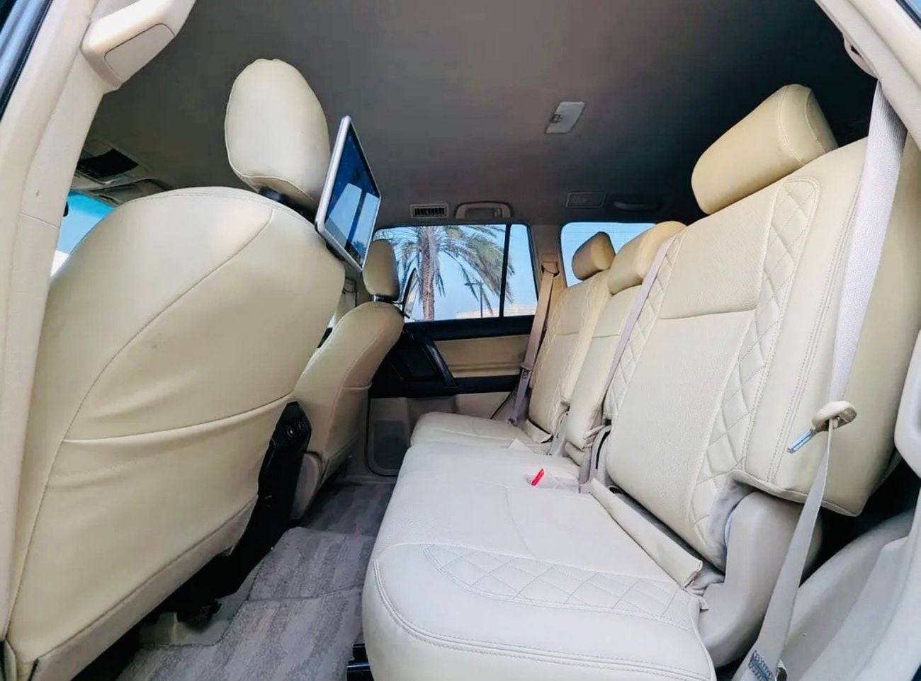 Toyota Prado Toyota Prado 2011 facelifted 2023 V4 2.7 TX-L petrol