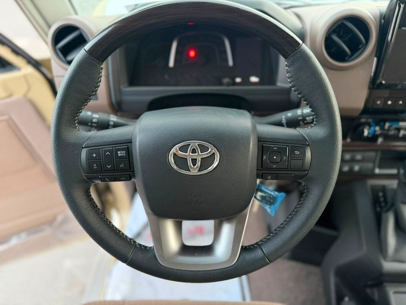Toyota Land Cruiser 70 HT S- DLX