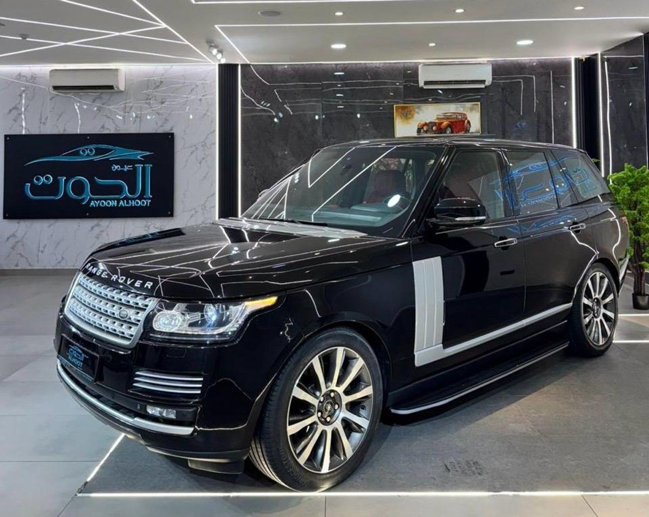 Land Rover Range Rover Supercharged 5.0L VIP RANGE ROVER VOGUE || SUPERCHARGE || RADAR || TOP RANGE || GCC || FREE ACCIDENT