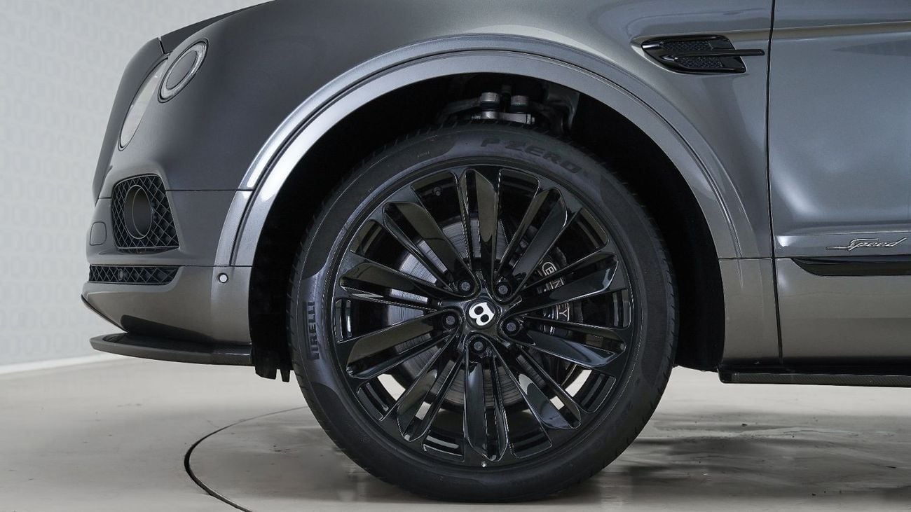 بنتلي بينتايجا Special Offer | AED 6,343 PM | Factory Carbon Fibre Package, Low KM | Bentayga Speed Carbon