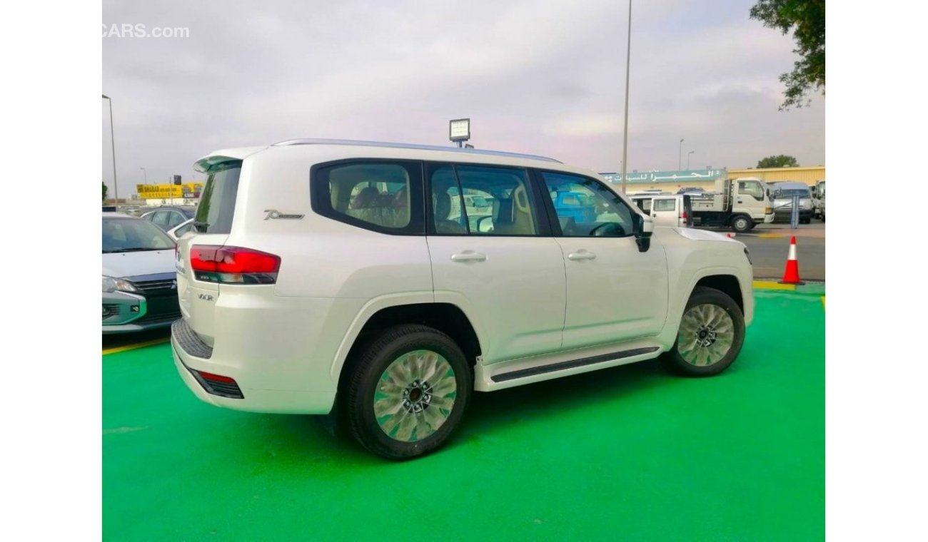 Toyota Land Cruiser VXR