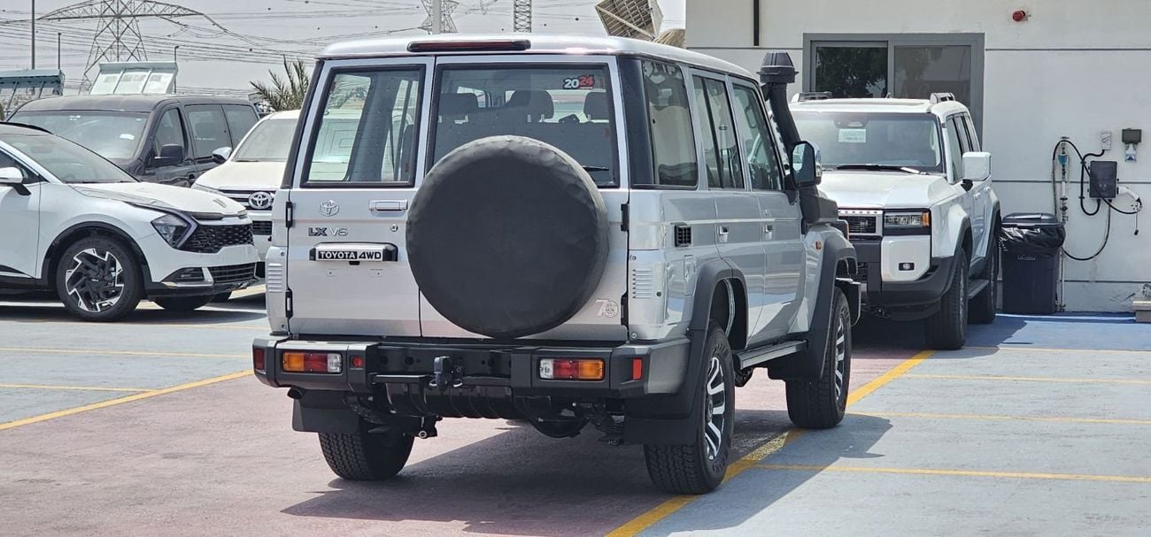 Toyota Land Cruiser 70 2024 toyota land cruiser hardtop 5door 4.0L A/T