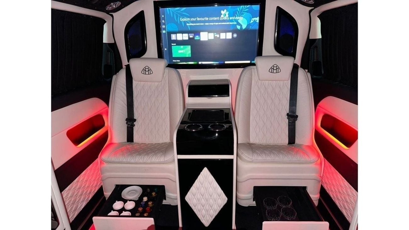 مرسيدس بنز فيانو 2023 Mercedes Benz V250 Maybach, Mar 2025 AAA Warranty, Mar 2027 GTA Service Pack, Full Options, GCC