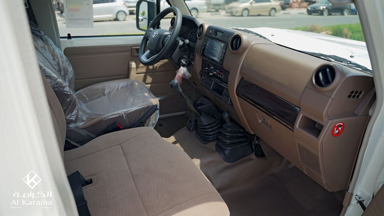 تويوتا لاند كروزر بيك آب Single Cabin | 2.8L Diesel Engine with 4x4 Manual Transmission | Diff Lock