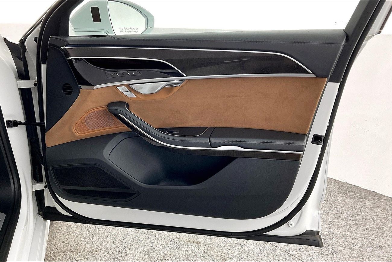 Audi A8 L 60 TFSI quattro | Guaranteed Warranty | 0 Down Payment