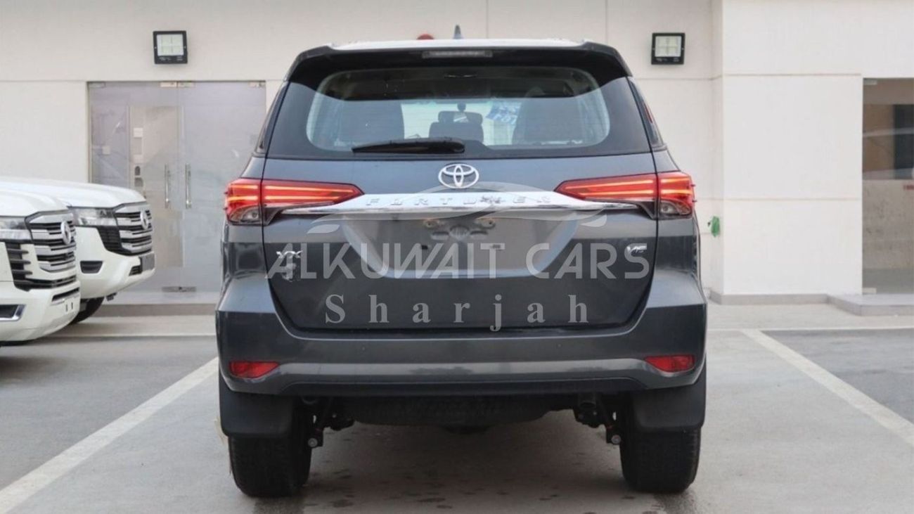 Toyota Fortuner Toyota Fortuner  4.0L V6 GXR