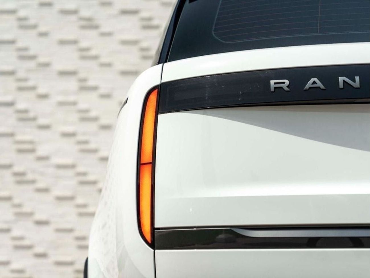 لاند روفر رينج روفر Autobiography P530 4.4L