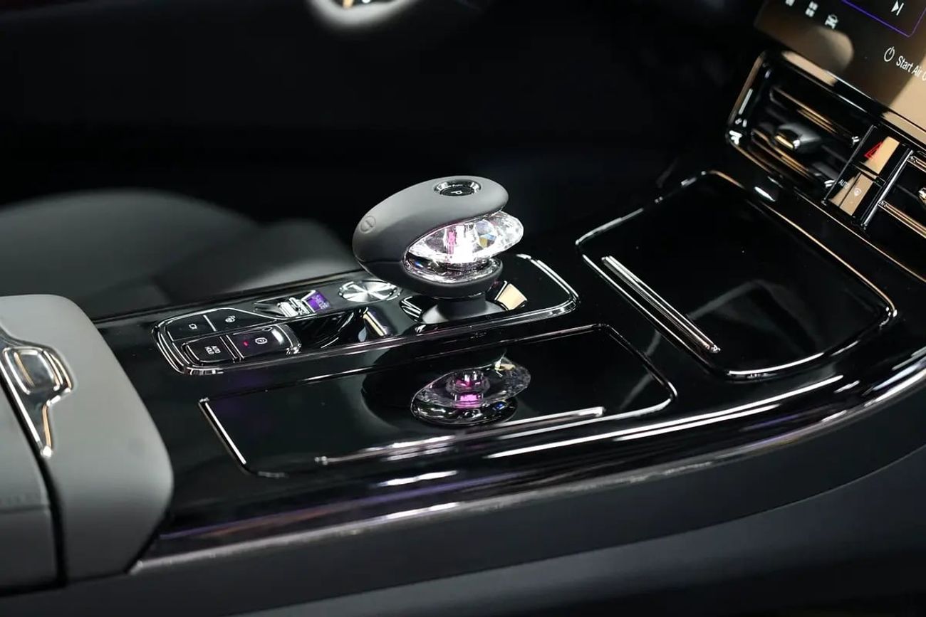 جي إي سي M8 2.0T GX GX Master | GCC 0km | 5 Years Agency Warranty