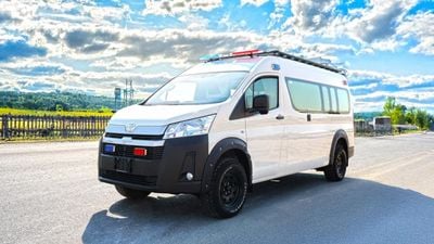 Toyota Hiace GL | Toyota Hiace High Roof 4x4 Ambulance | 2025 | Manual | Left Hand Drive | GCC | Petrol | 2.8L | Rea
