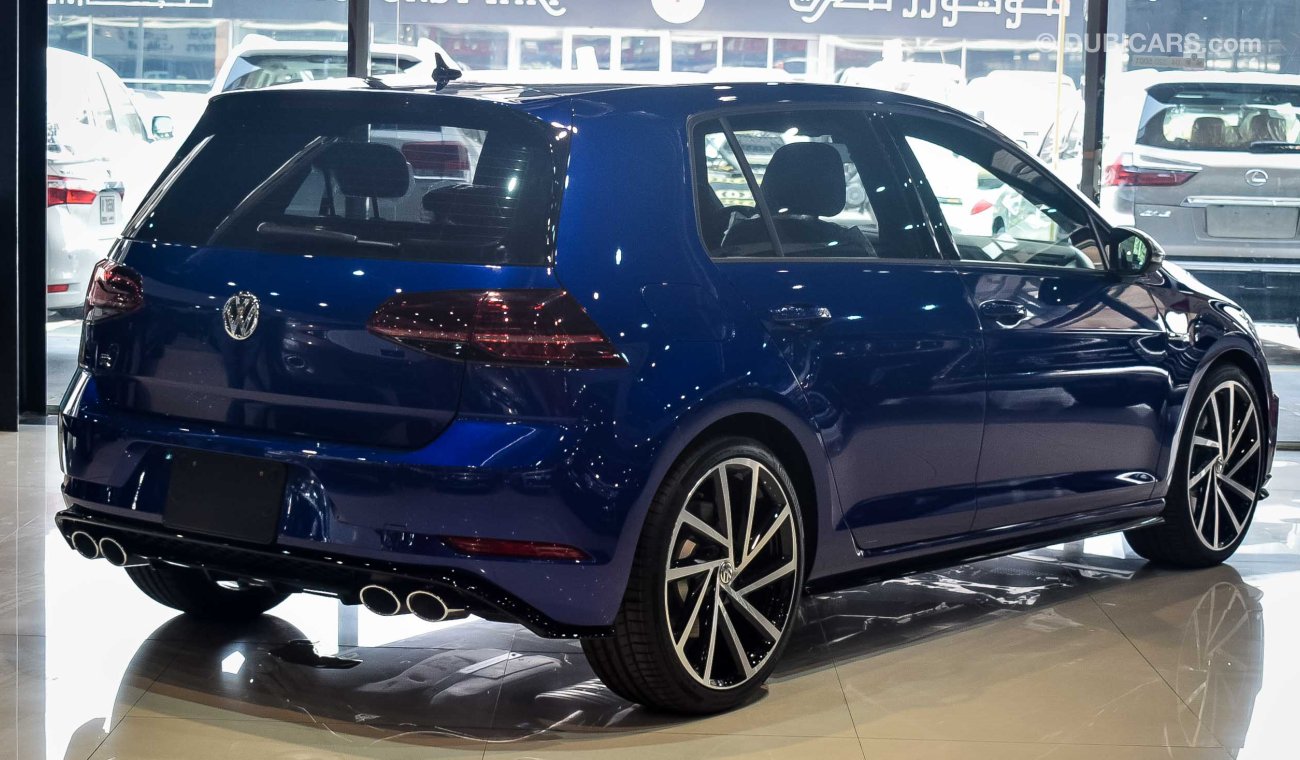 Volkswagen Golf R 4MOTION