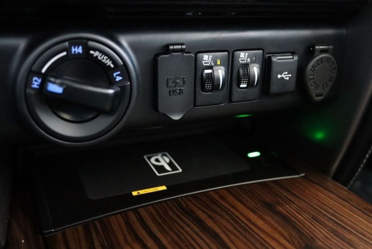 تويوتا فورتونر 2025 FORTUNER VXR 4.0 V6 PETROL/GASOLINA - **EXPORT ONLY**التصدير فقط خارج الخليج**